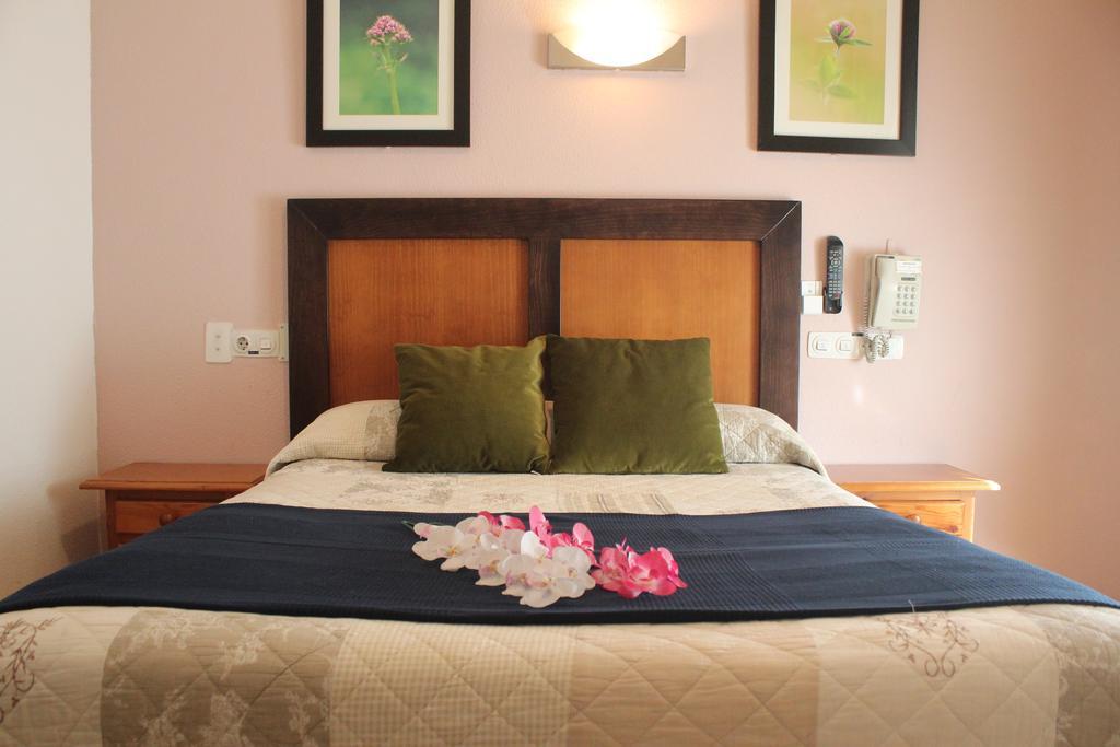 Hostal Greco Gran Via มาดริด ภายนอก รูปภาพ