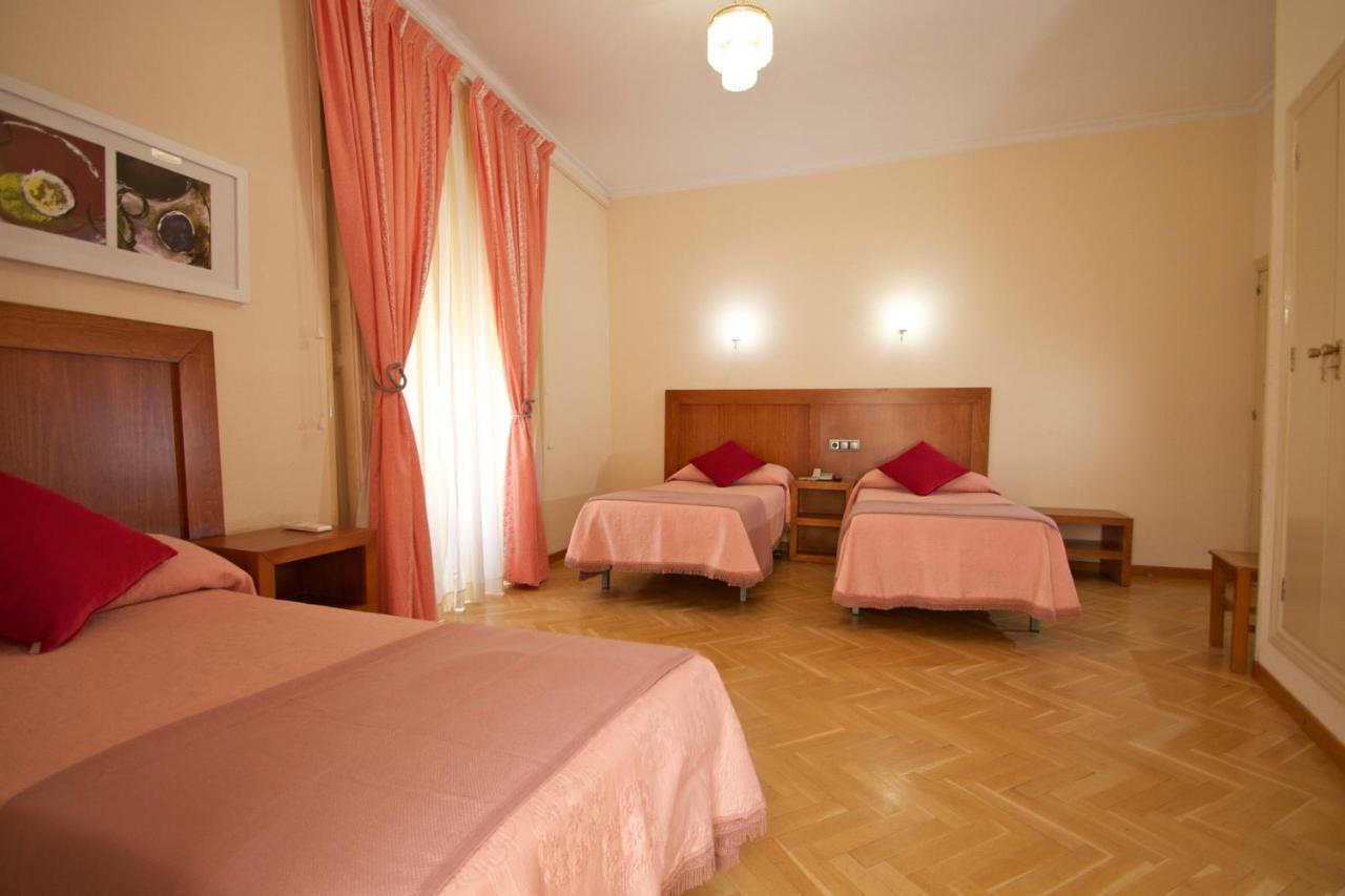 Hostal Greco Gran Via มาดริด ภายนอก รูปภาพ